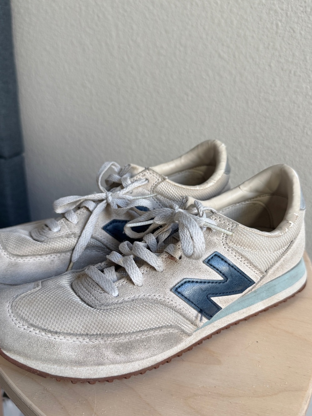 New Balance Women's Off-White and Blue Retro Sneakers
